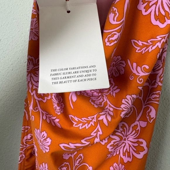 NWT Xirena Tropicana Analyse One Piece Size Medium - Picture 8 of 10